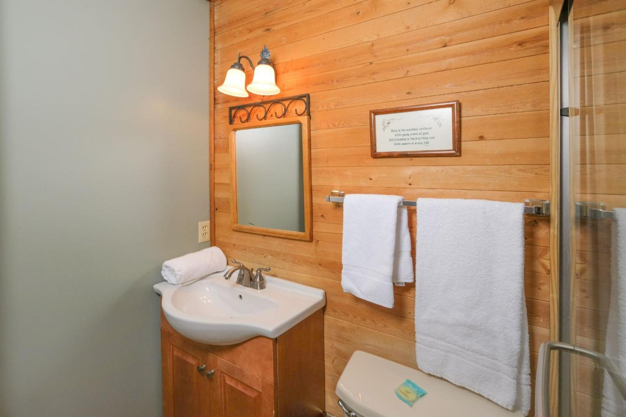 Villa Cabin On The Creek Gatlinburg Exterior foto