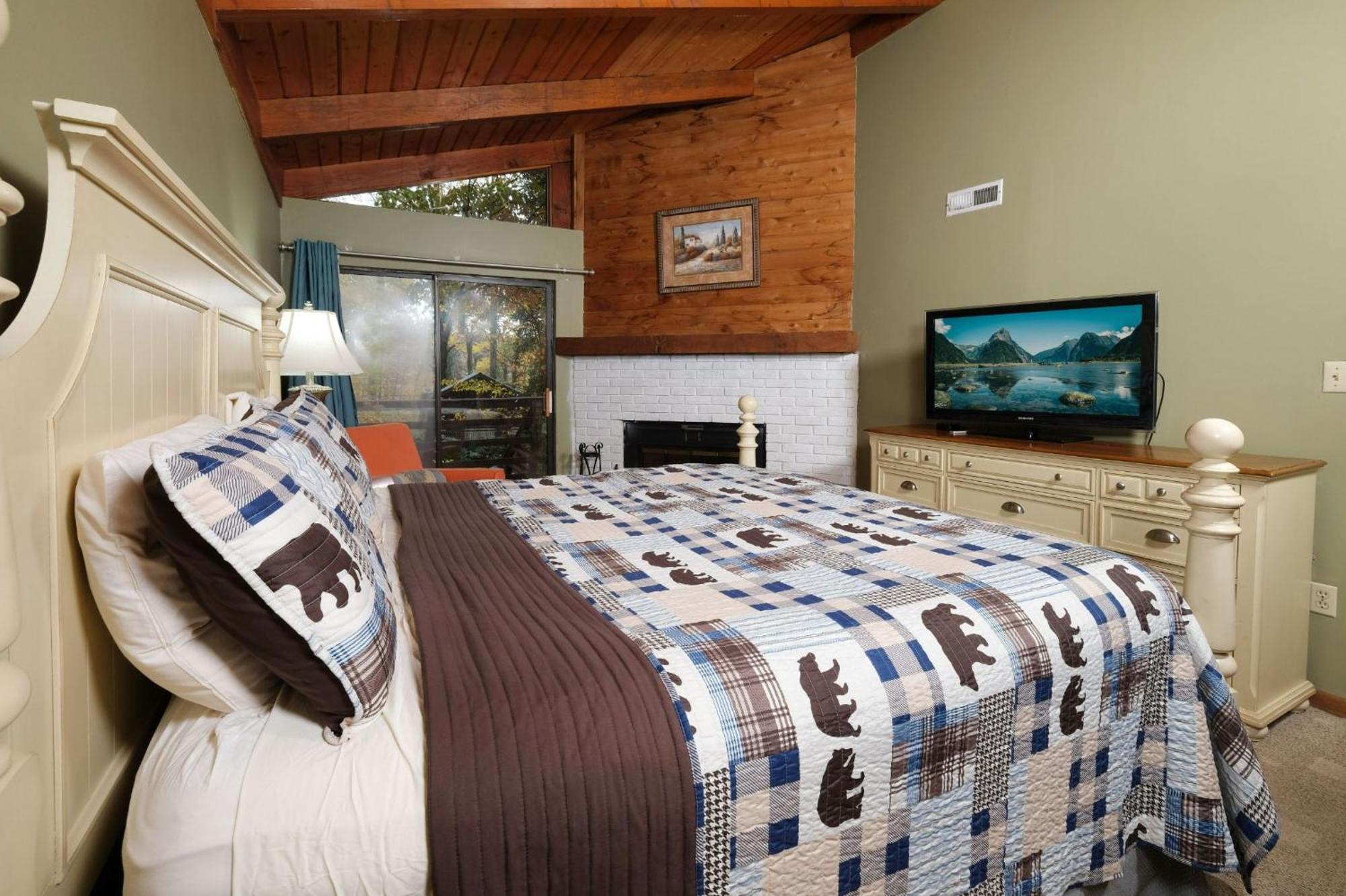 Villa Cabin On The Creek Gatlinburg Exterior foto